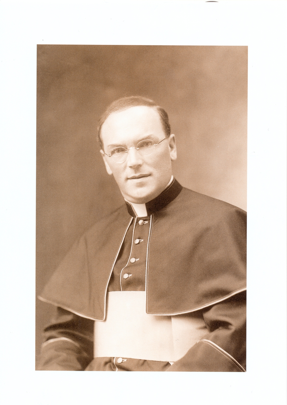 hen Geheimk?mmerer ernannt am 31.01.1935, zum Advokat der Sacra Romana Rota ernannt am 30.03.1935.